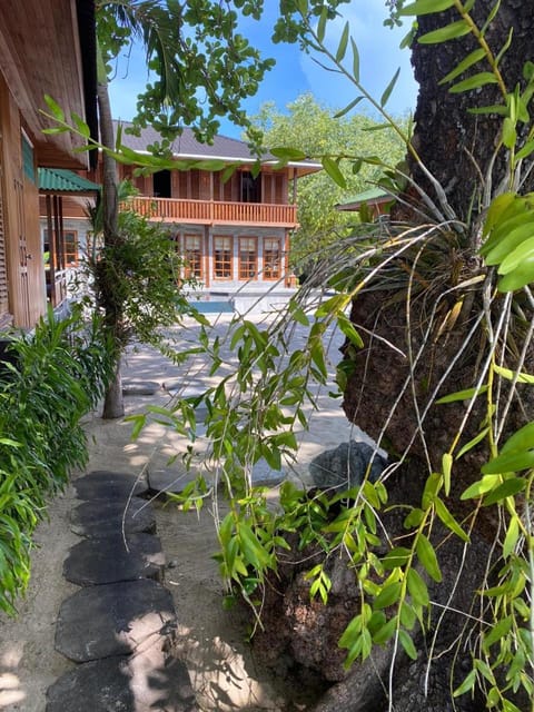 Bobocha Siladen Resort in Indonesia