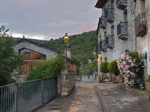 Property building, Natural landscape