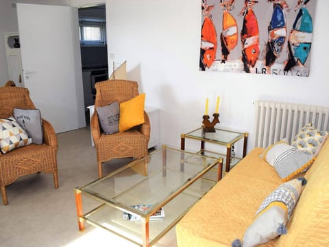 Appartement rénové 3* avec jardin et WIFI à 20m de la plage - Trégastel - FR-1-368-77 Apartment in Trégastel