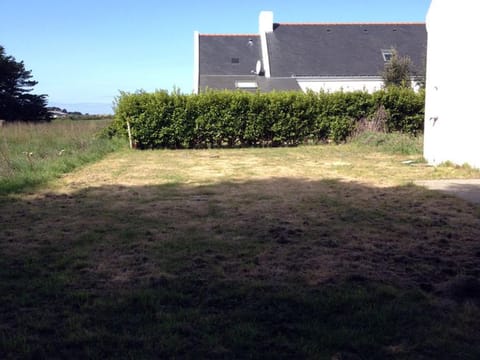 Maison familiale spacieuse proche de Sauzon, avec jardin et terrasse - FR-1-418-8 House in Brittany