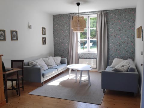 Maison avec jardin et accès direct plage à Le Palais - FR-1-418-20 House in Brittany