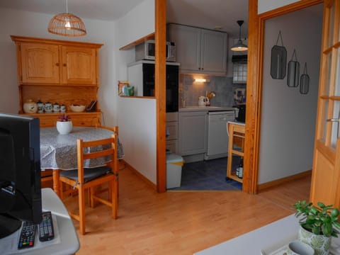 Appartement cosy vue port, 4 pers, Parking - FR-1-418-62 Apartment in Brittany