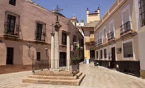 SVQ Apartments - Patio Santa Cruz Apartamento in Seville