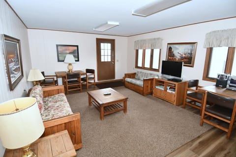 Brigadoon - 5 Bedroom Retreat Chalet in Shenandoah Valley