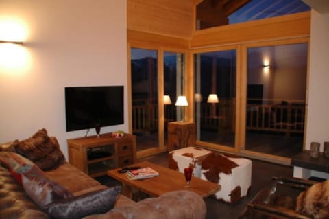 Ski Paradise MOUNTAIN & LUXE apartments Condominio in Sion