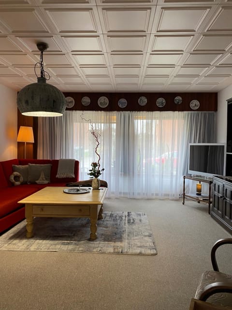 TV and multimedia, Living room, Photo of the whole room, Seating area