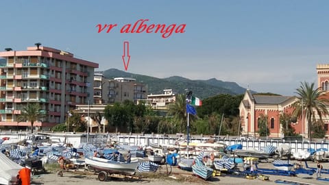 Vr Albenga Eigentumswohnung in Albenga