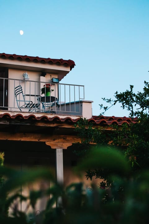 Property building, Balcony/Terrace