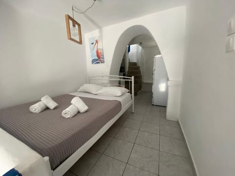 Elenitas Town House with veranda and sea view Apartment in Mykonos