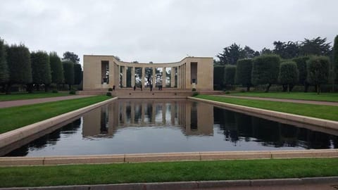 Villa Omaha Bed and Breakfast in Normandy