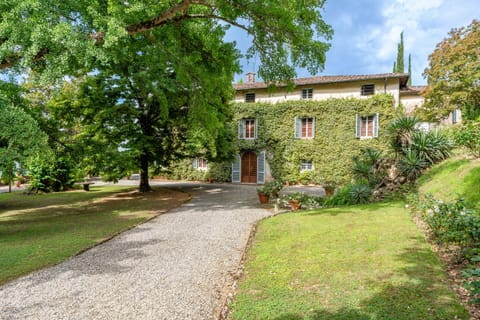 Property building, Garden, Pool view, air conditioner