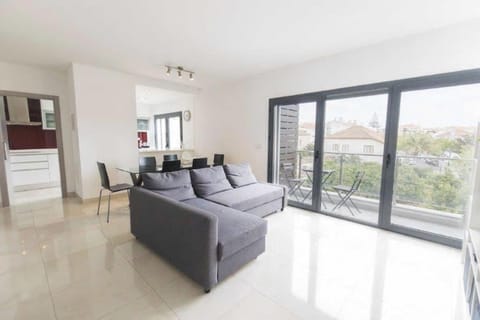 modern flat Eigentumswohnung in Estoril