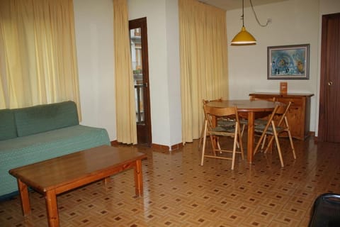 Apartamentos Pessets Adelaida Apartment in Pallars Jussà