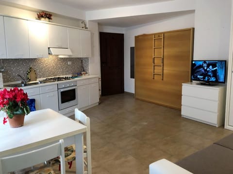 House Orsa Maggiore by Holiday World Apartment in Bordighera