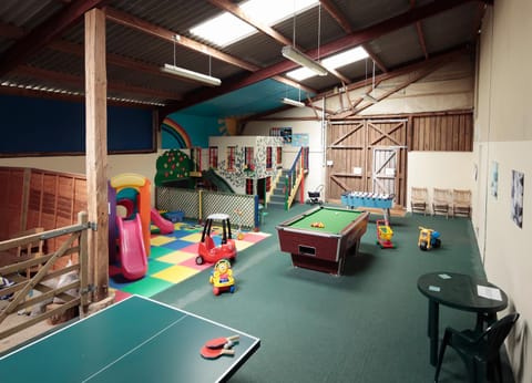 Billiard, Game Room, Game Room, Table tennis