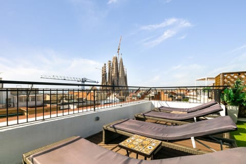 Suite Home Sagrada Familia Condo in Barcelona