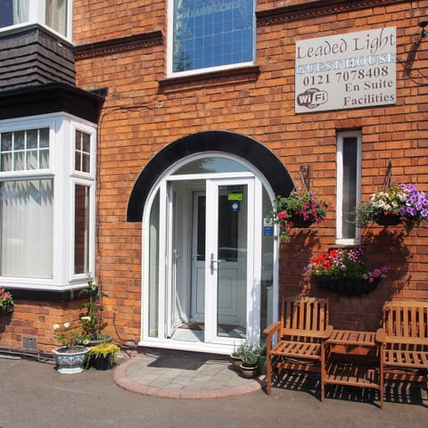 Leaded Light Guest House Bed and Breakfast in Solihull