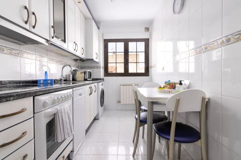 Kitchen or kitchenette, kitchen