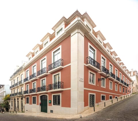 Lisbon Serviced Apartments - Chiado Emenda Condominio in Lisbon