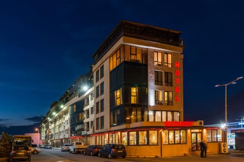 Property building, Facade/entrance, Bird's eye view