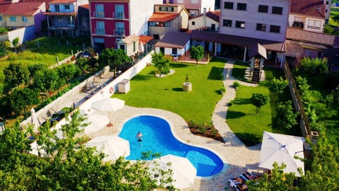 Bird's eye view, Pool view