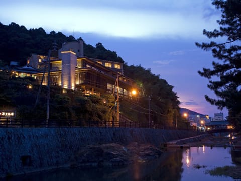 Property building, Neighbourhood, Sunset