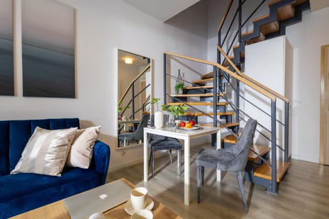 Deluxe Apartments by The Railway Station Wroclaw Appart-hôtel in Wroclaw