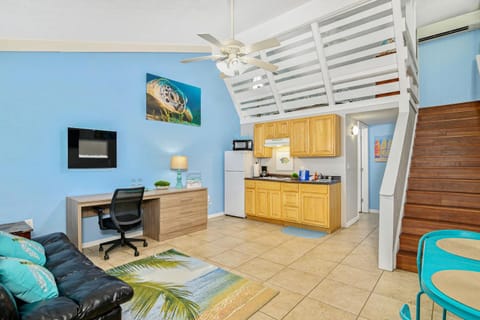 Latitude 26 Waterfront Resort and Marina Motel in Lee County