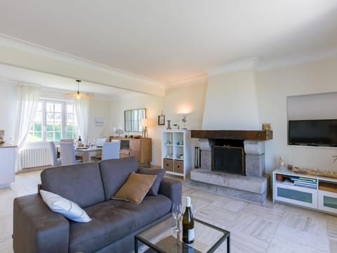 Holiday Home Cam Louis by Interhome House in Finistere