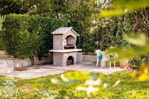 BBQ facilities, Garden