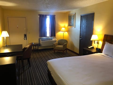 Nendels Inn & Suites Dodge City Airport Hotel in Dodge City