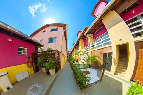 Property building, Day, Street view