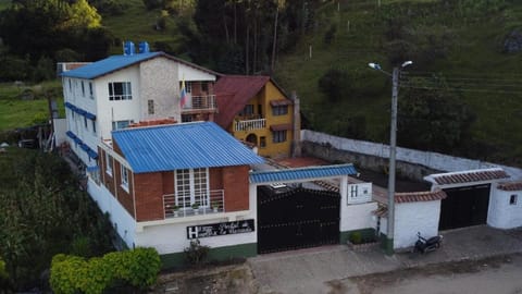 Portal de la Cascada - Mongui Hotel in Santander, Colombia