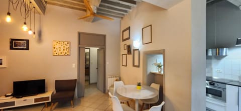 Le Barrème Apartment in Arles