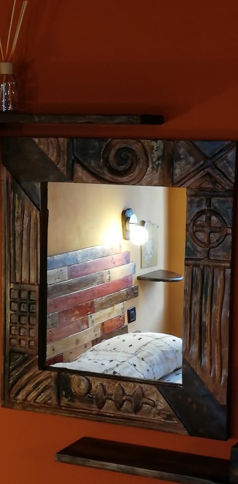 Bed, Other, Photo of the whole room, Decorative detail