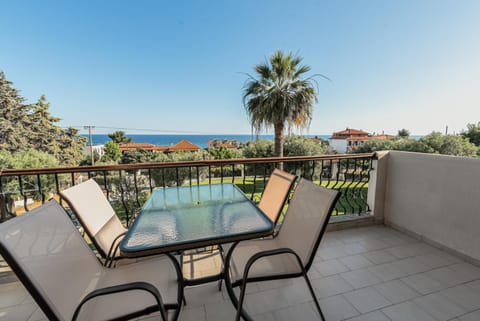 Natural landscape, View (from property/room), Balcony/Terrace, Sea view