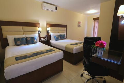 Bed, TV and multimedia, Photo of the whole room, Bedroom, air conditioner