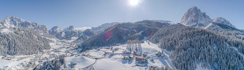 Natural landscape, Winter, Skiing, Mountain view