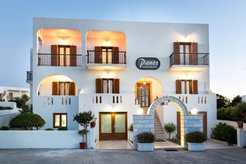 Panos Luxury Studios Condominio in Paros