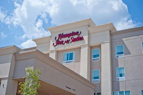 Hampton Inn & Suites Denison Hotel in Lake Texoma