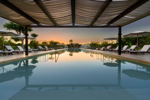 Pool view, Swimming pool, Sunrise