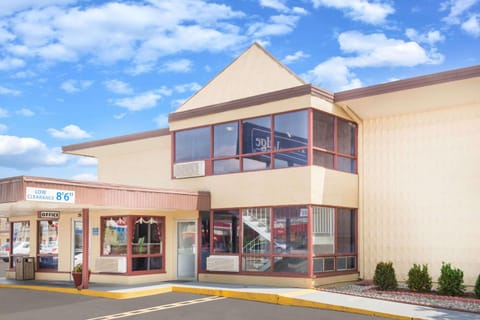 Property building, On site