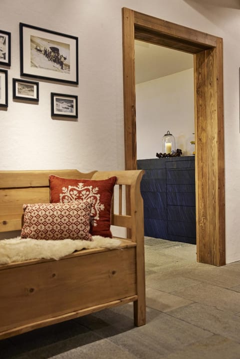 Berghuus Radons Hotel in Canton of Grisons