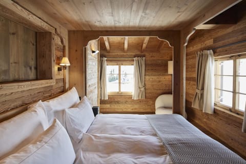 Berghuus Radons Hotel in Canton of Grisons