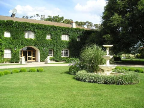 Facade/entrance, Garden