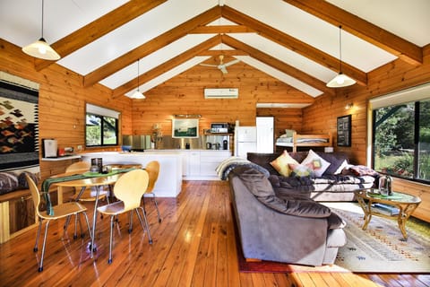 Siver Cabin House in Kangaroo Valley