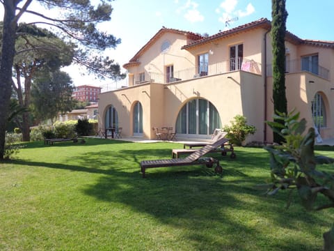 Appartement Villa Angelina Condo in Grimaud