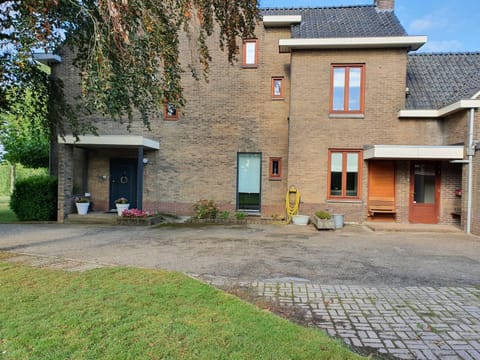 B&B De Limburgse Bergen Bed and Breakfast in Limburg (province)