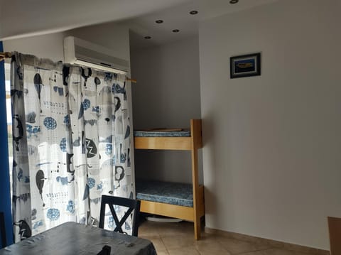 Blue apartment Apartment in Dubrovnik-Neretva County