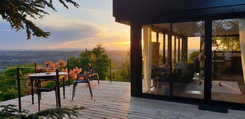 Natural landscape, View (from property/room), Balcony/Terrace, Mountain view, Sunset